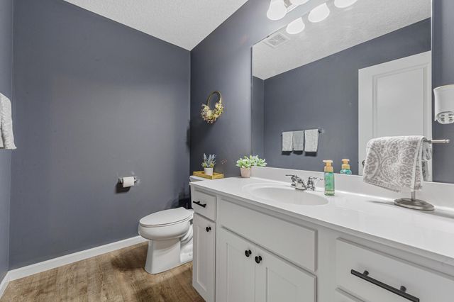 920 Amelia Court NE, Montgomery, MN 56069