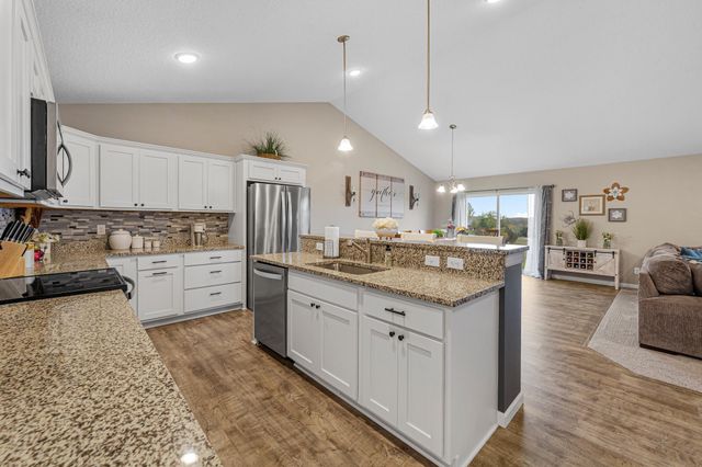 920 Amelia Court NE, Montgomery, MN 56069