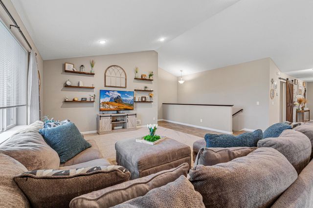 920 Amelia Court NE, Montgomery, MN 56069