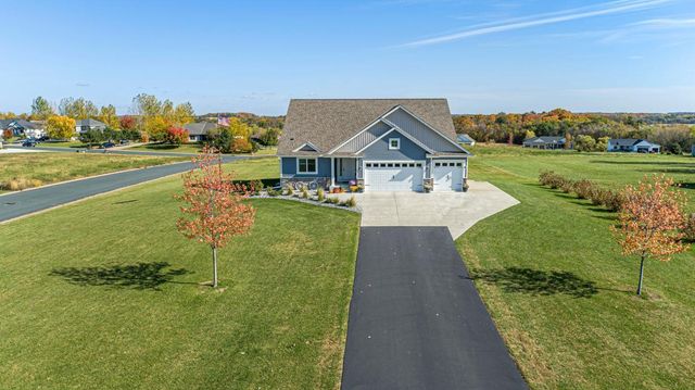 920 Amelia Court NE, Montgomery, MN 56069