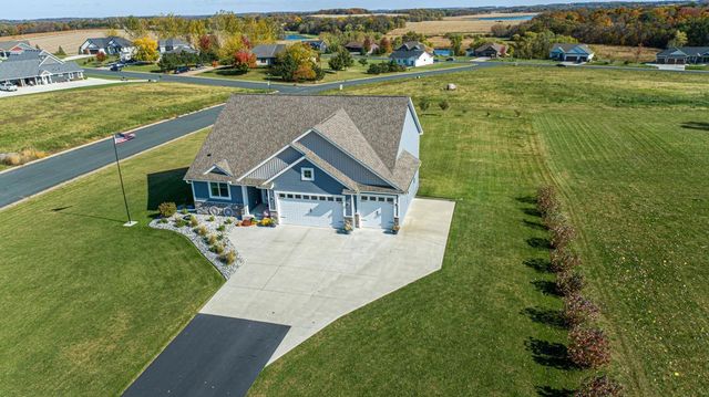 920 Amelia Court NE, Montgomery, MN 56069