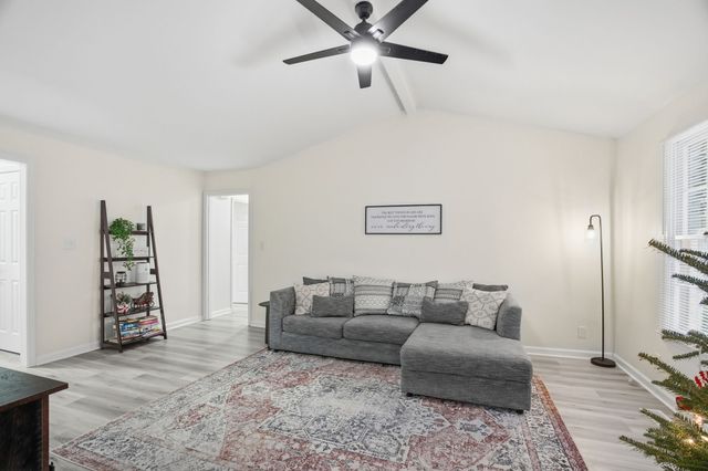 104 Nuthatch Cir, Clarksville, TN 37042