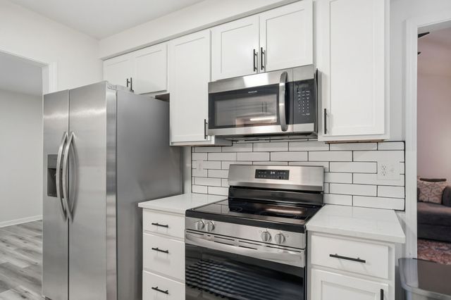 104 Nuthatch Cir, Clarksville, TN 37042