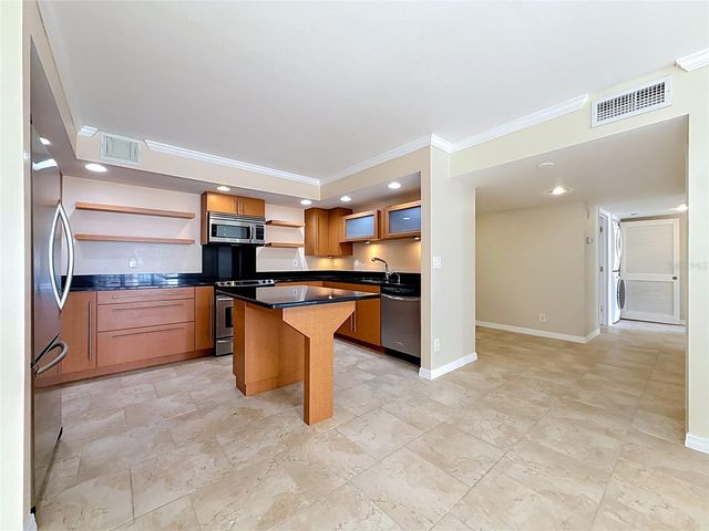 1480 GULF BOULEVARD 611, Clearwater, FL 33767