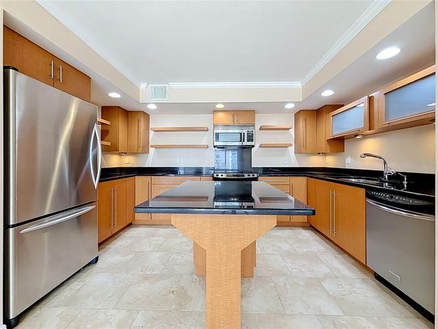 1480 GULF BOULEVARD 611, Clearwater, FL 33767