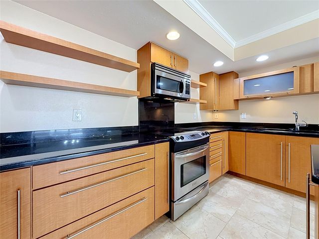 1480 GULF BOULEVARD 611, Clearwater, FL 33767