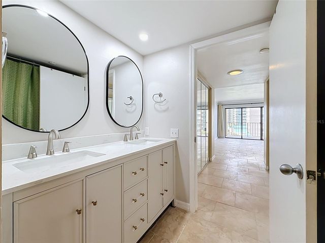 1480 GULF BOULEVARD 611, Clearwater, FL 33767