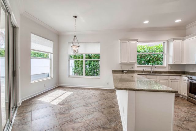 6163 Winding Lake Drive, Jupiter, FL 33458