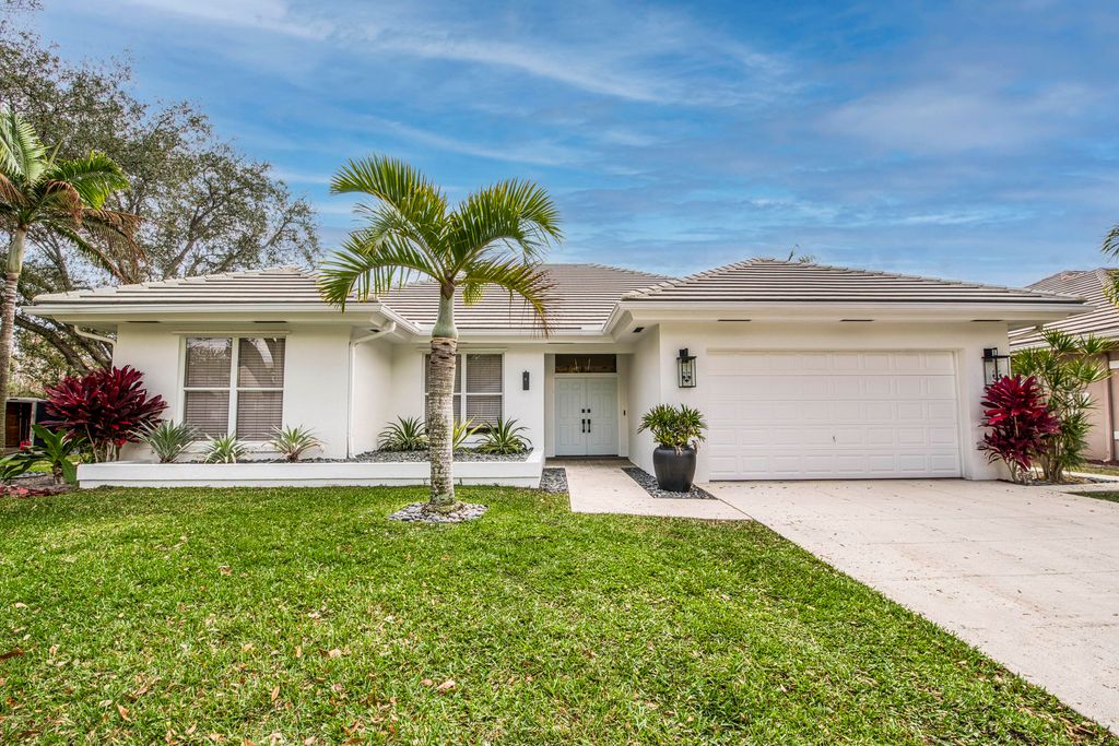 6163 Winding Lake Drive, Jupiter, FL 33458