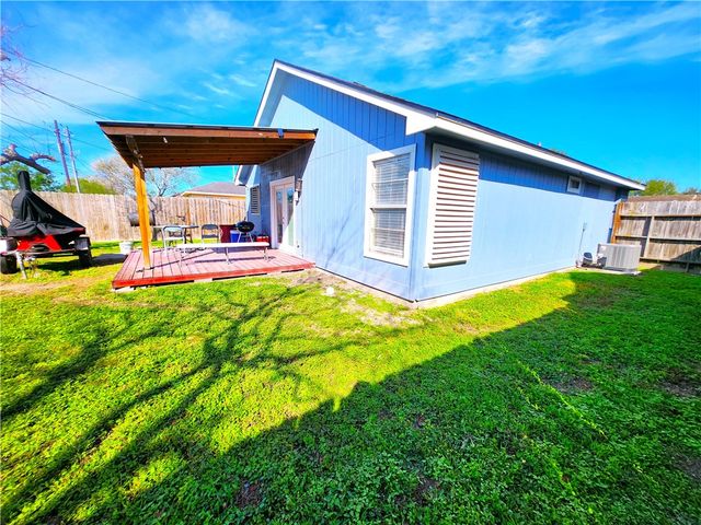 1221 Calle San Marcos, Corpus Christi, TX 78417