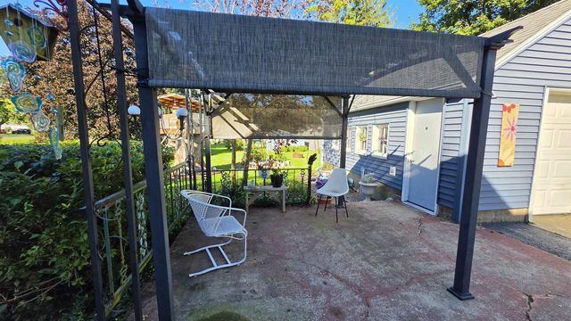 524 S 4th Street, Delavan, WI 53115