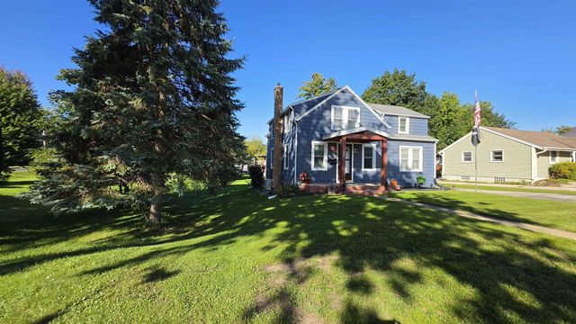 524 S 4th Street, Delavan, WI 53115