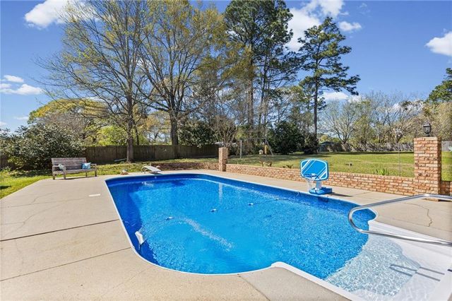 9700 Scenic Court, Semmes, AL 36575