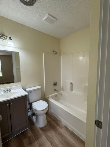 6319 Holiday Lane, North Richland Hills, TX 76182