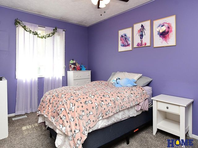 6141 NW Gary Street, Lincoln, NE 68521
