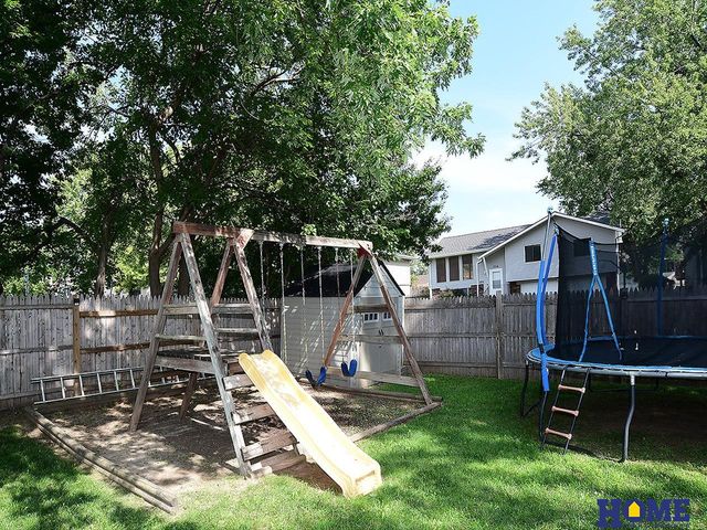 6141 NW Gary Street, Lincoln, NE 68521
