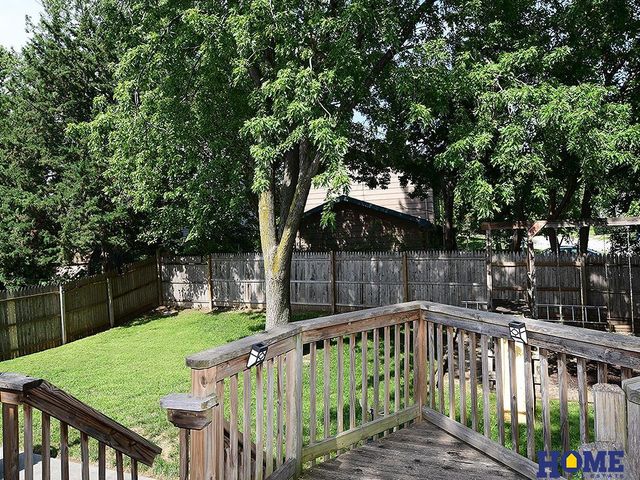 6141 NW Gary Street, Lincoln, NE 68521