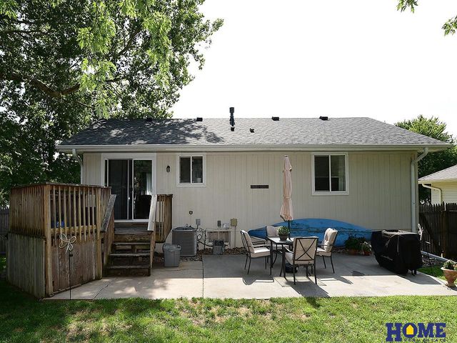 6141 NW Gary Street, Lincoln, NE 68521