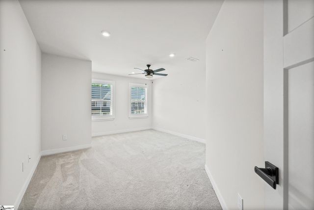 160 Moss Hollow Way, Simpsonville, SC 29680