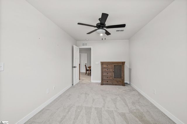 160 Moss Hollow Way, Simpsonville, SC 29680