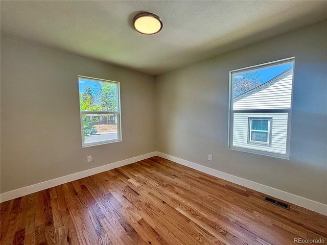 2582 S High St, Denver, CO 80210