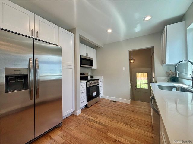 2582 S High St, Denver, CO 80210