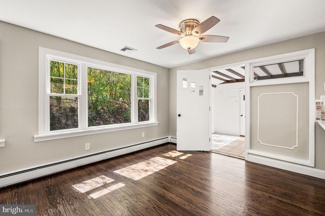 2299 SPRINGHOUSE LN, Aston, PA 19014