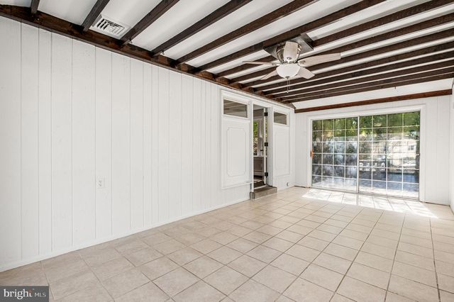 2299 SPRINGHOUSE LN, Aston, PA 19014