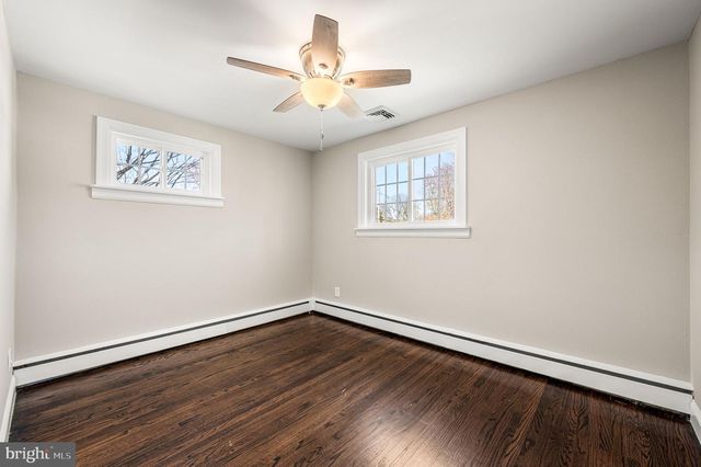 2299 SPRINGHOUSE LN, Aston, PA 19014