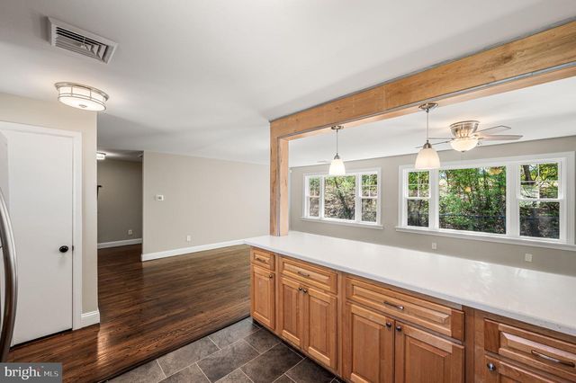 2299 SPRINGHOUSE LN, Aston, PA 19014