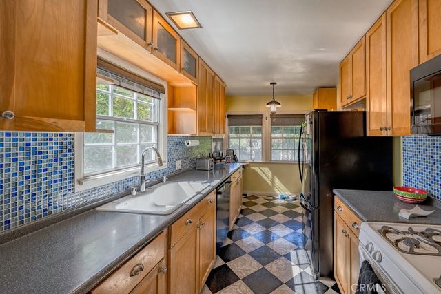 2644 Mary Street, La Crescenta, CA 91214