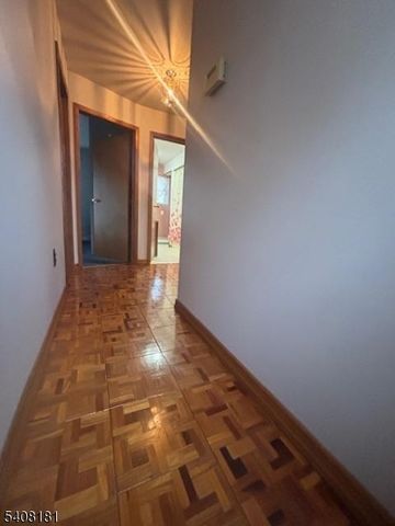 228 E Kinney St, Newark City, NJ 07105