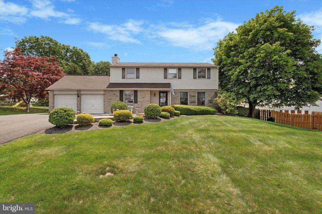 1375 NANCY DR, Southampton, PA 18966