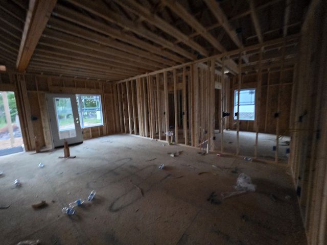 492 S Halifax Ct, Clarksville, TN 37040