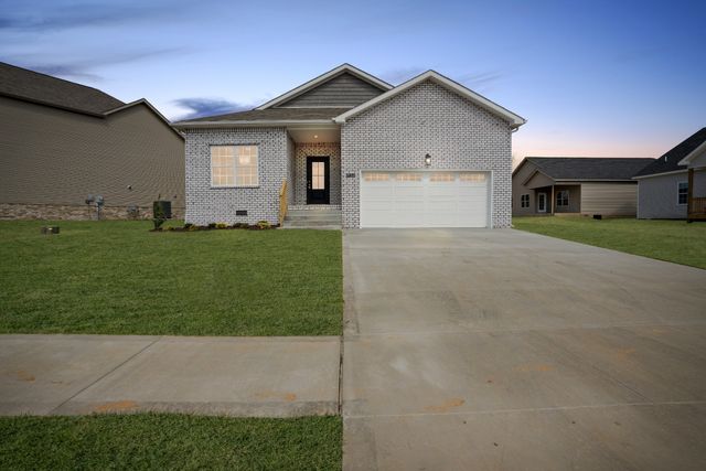 492 S Halifax Ct, Clarksville, TN 37040