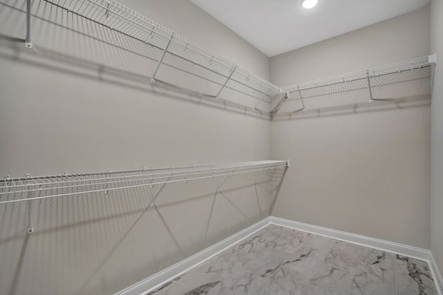 492 S Halifax Ct, Clarksville, TN 37040