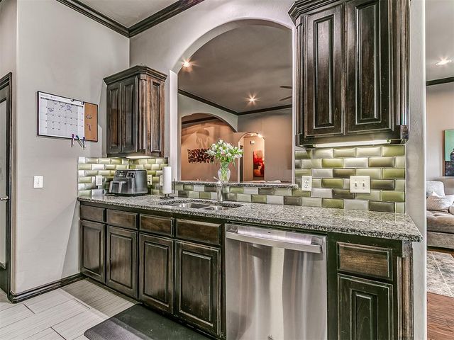 18828 Olive Branch Court, Edmond, OK 73012