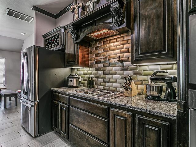 18828 Olive Branch Court, Edmond, OK 73012