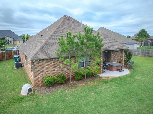 18828 Olive Branch Court, Edmond, OK 73012