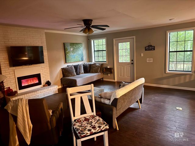 1302 Oak Street, Daphne, AL 36526