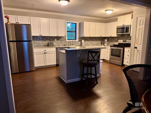 1302 Oak Street, Daphne, AL 36526