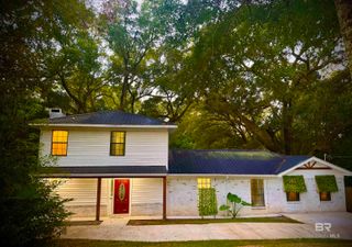 1302 Oak Street, Daphne, AL 36526