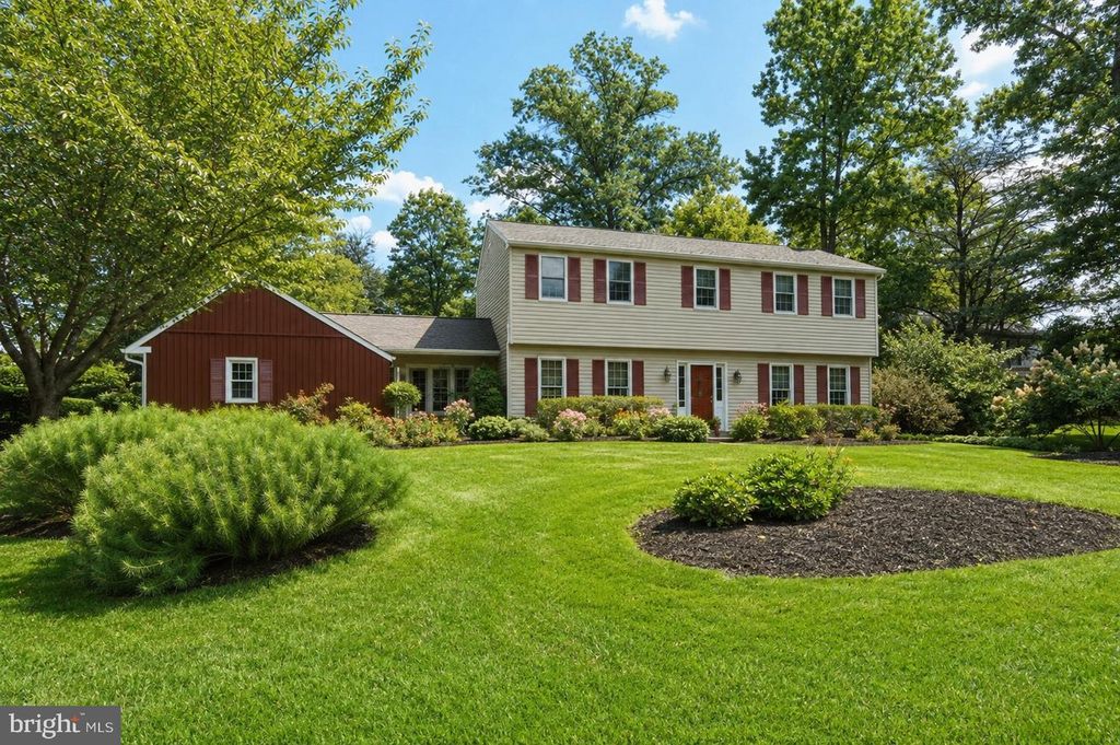 1333 UNIVERSITY DR, YARDLEY, PA 19067 — exterior