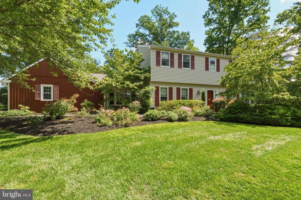 1333 UNIVERSITY DR, YARDLEY, PA 19067 — photo 2