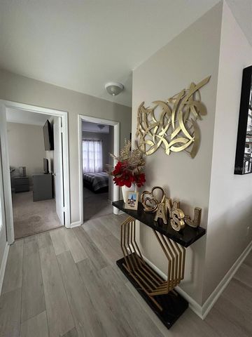 9229 OVERLOOK DRIVE, Tampa, FL 33617