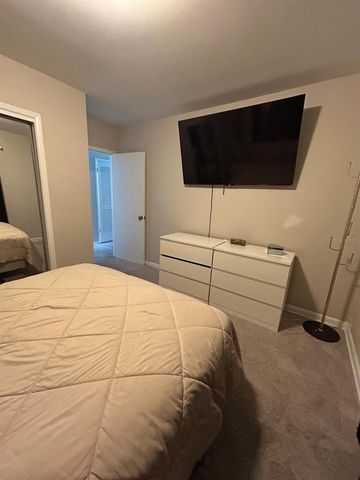 9229 OVERLOOK DRIVE, Tampa, FL 33617