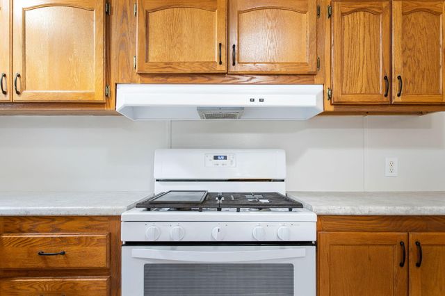 67725 N Ridgewood Drive, South Haven, MI 49090
