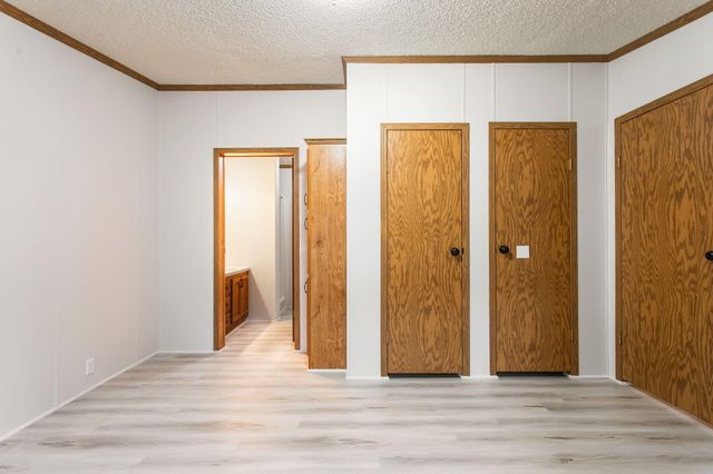 67725 N Ridgewood Drive, South Haven, MI 49090