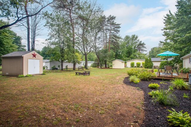 67725 N Ridgewood Drive, South Haven, MI 49090
