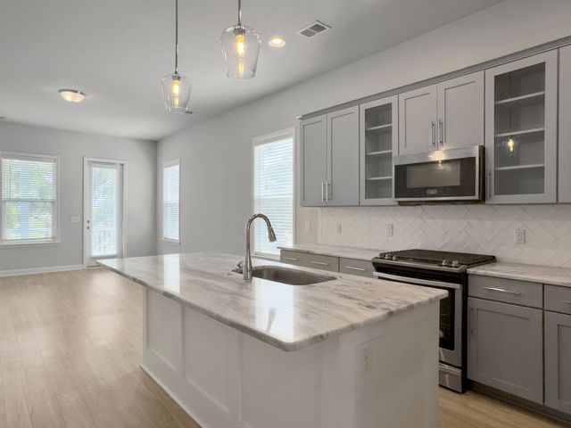 118 Howard Mary Drive 118b, Charleston, SC 29412